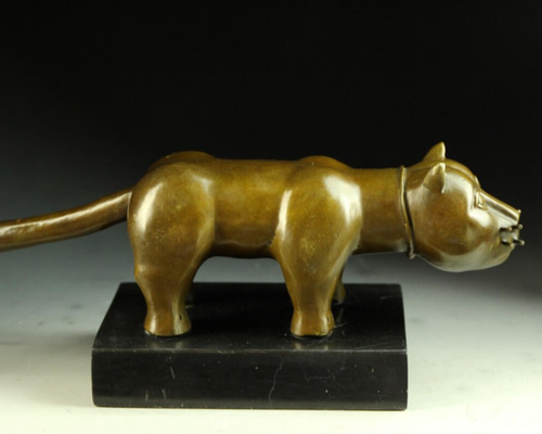 ビンテージ　猫　銅製　ブロンズ像　置物　インテリア　工芸品　美術品　A3264 ビンテージ 猫 銅製 ブロンズ像 置物 インテリア 工芸品 美術品