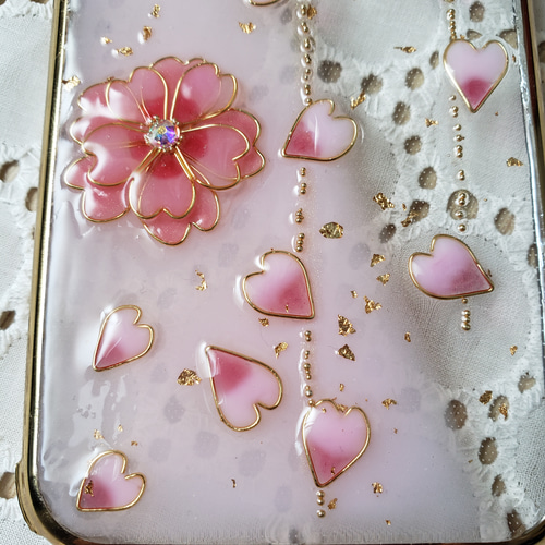 キラキラ☆桜ひらり レジンスマホケース スワロフスキーの