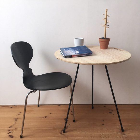 シンプルな 丸形テーブル(R600) ver.RL 〜 一人暮らしのお部屋やキャンプに最適！ 3枚目の画像