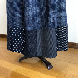 古布藍染絣のティアードスカート 2枚目の画像