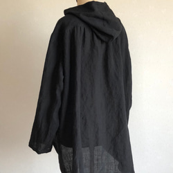 リネンのフード付きジャケット(黒) 3枚目の画像
