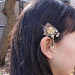 gold brown with vintage clock hair pin 2枚目の画像