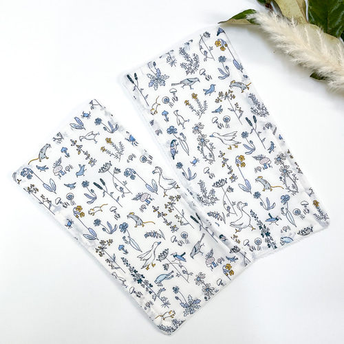 ハーフハンカチ リバティ セオ（アイスブルー） 雑貨・その他 EMi