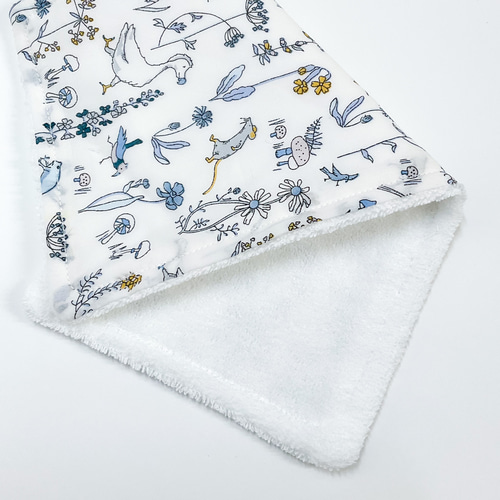 ハーフハンカチ リバティ セオ（アイスブルー） 雑貨・その他 EMi