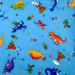 送料無料◆2枚セットループ付きタオル　ふんわりガーゼ　　かわいい恐竜柄（ライトブルー＆ベージュ）　恐竜の刺繍付き 8枚目の画像