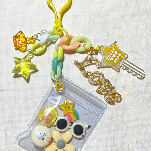 HAND MADEキーホルダー(Hand-3)《キーホルダー ジャラジャラ HAND MADEキーホルダー(Hand-3)《キーホルダー ジャラジャラ
