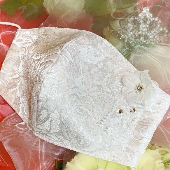 販売終了♡ブライダルマスク♥スワロフスキー＆フラワー付き　#ウェディングマスク・結婚式マスク・せんけん 2枚目の画像