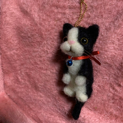 羊毛フェルトハンドメイドはちわれ猫ちゃん 2枚目の画像