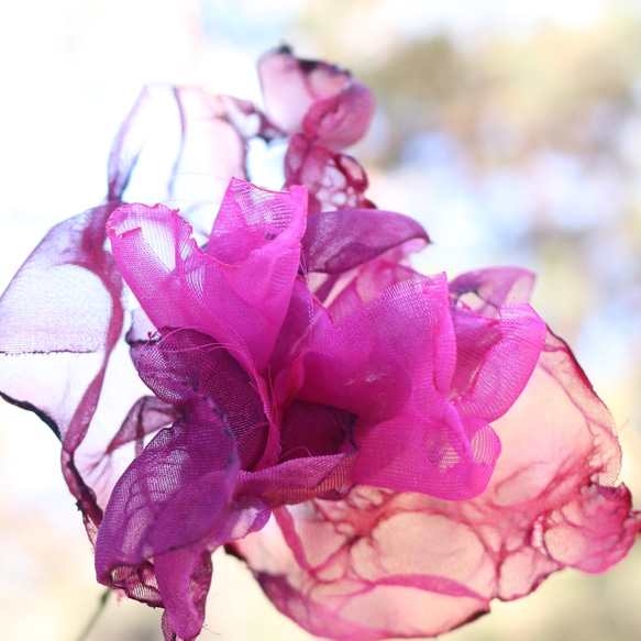 ローズピンク｜カラフルオーガンジーのアートフラワー【造花】 2枚目の画像
