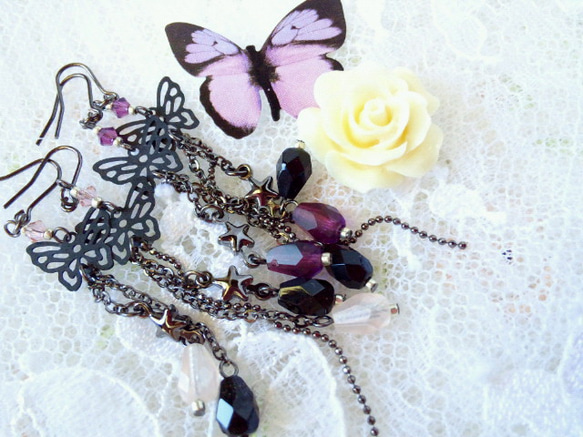 【sold out】黒蝶と雫の流れ星フックピアス 2枚目の画像