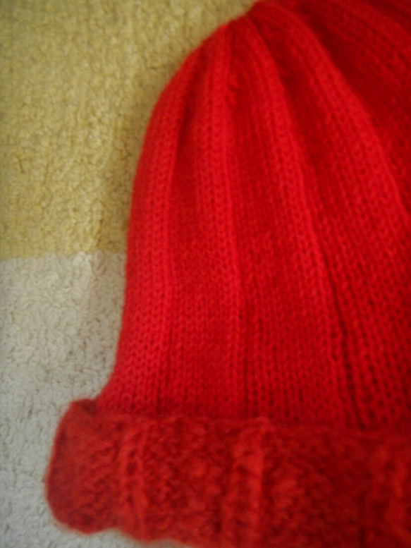 手編み　ウール　ニット帽 （レッド） 4枚目の画像