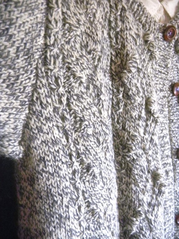 手編み＊丈長めカーディガン＊日本製ウール１００％ 9枚目の画像