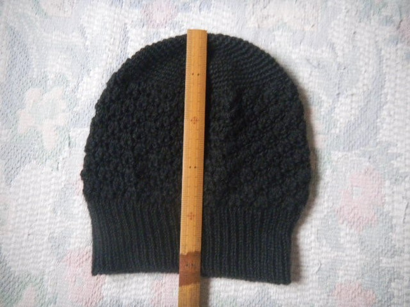 ＊手編み＊ウール＊ニット帽 （黒に近い濃いグレー） 4枚目の画像