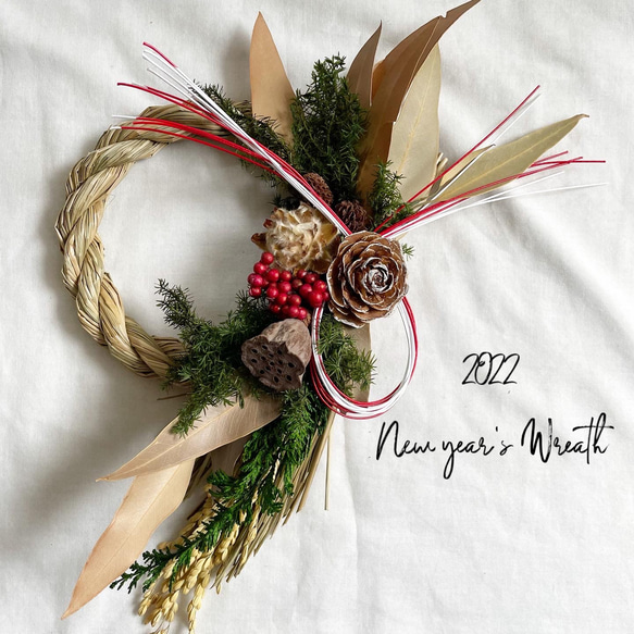 年内到着受付は12/27まで！】ドライユーカリと木の実のお正月スワッグ