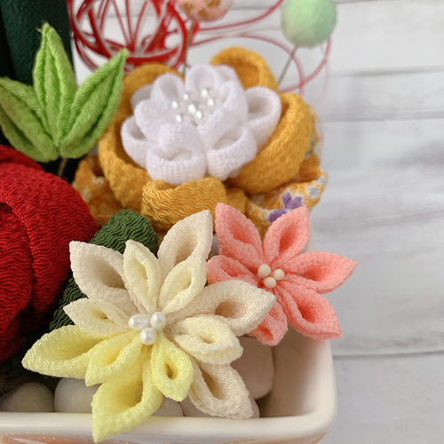 お正月飾り 門松 ハンドメイド 和モダン 菊 梅 ちりめん細工 大 246 お正月飾り 門松 ハンドメイド 和モダン 菊 梅 ちりめん細工 大 246