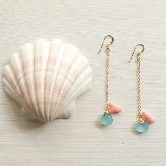 Sea blue Chalcedony & coral Earrings 4枚目の画像