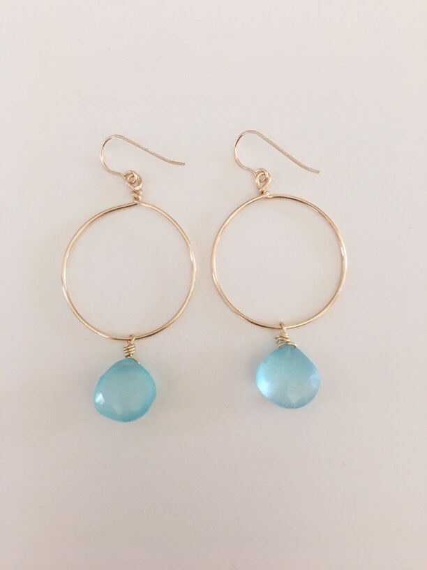 Sea blue chalcedony foop earrings