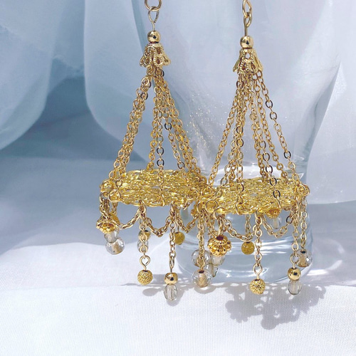 No.492 シャンデリアピアス ゴールド ハンドメイド ゴールド シャンデリア ピアス( イヤリング ) ピアス（フック