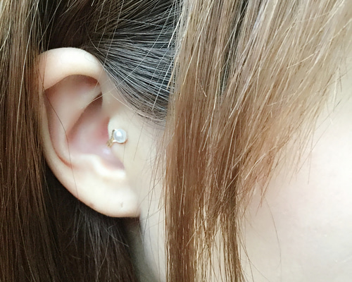 注文受付中♡1つ399円〜 トラガス イヤーカフ ARTIDA OUD イヤーカフ 「lotus」 budトラガス イヤーカフ レディース