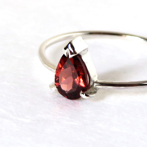 ◯ガーネット K18 ペアシェイプ リング◯ ◯ガーネット K18 ペアシェイプ リング◯ ノンブランドジュエリー