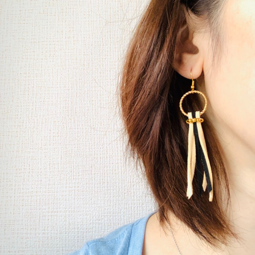 ゴールド×タッセル＊【イヤリング変更可】 ピアス（フック・チェーン