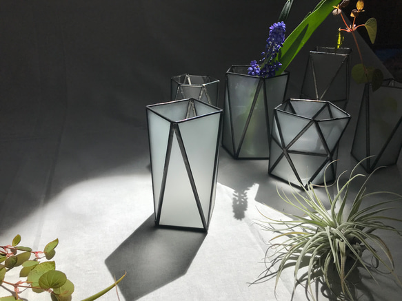 【再販】ステンドグラス　花瓶　f 2枚目の画像