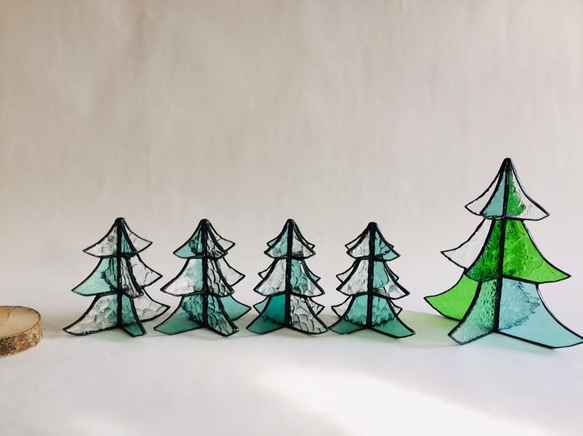 ステンドグラス　クリスマスツリーf ミックスカラー大 5枚目の画像