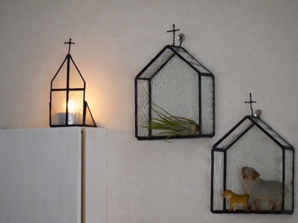 ステンドグラス　教会型飾り棚　しずく 2枚目の画像