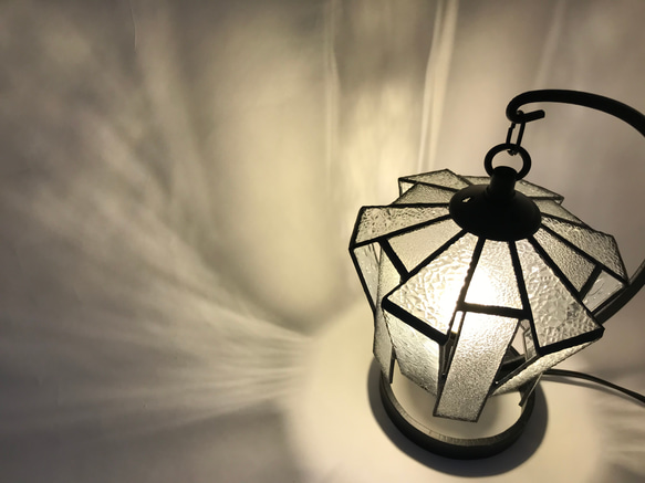 【再販】ステンドグラス　つぼみ形ランプ　クリア 4枚目の画像