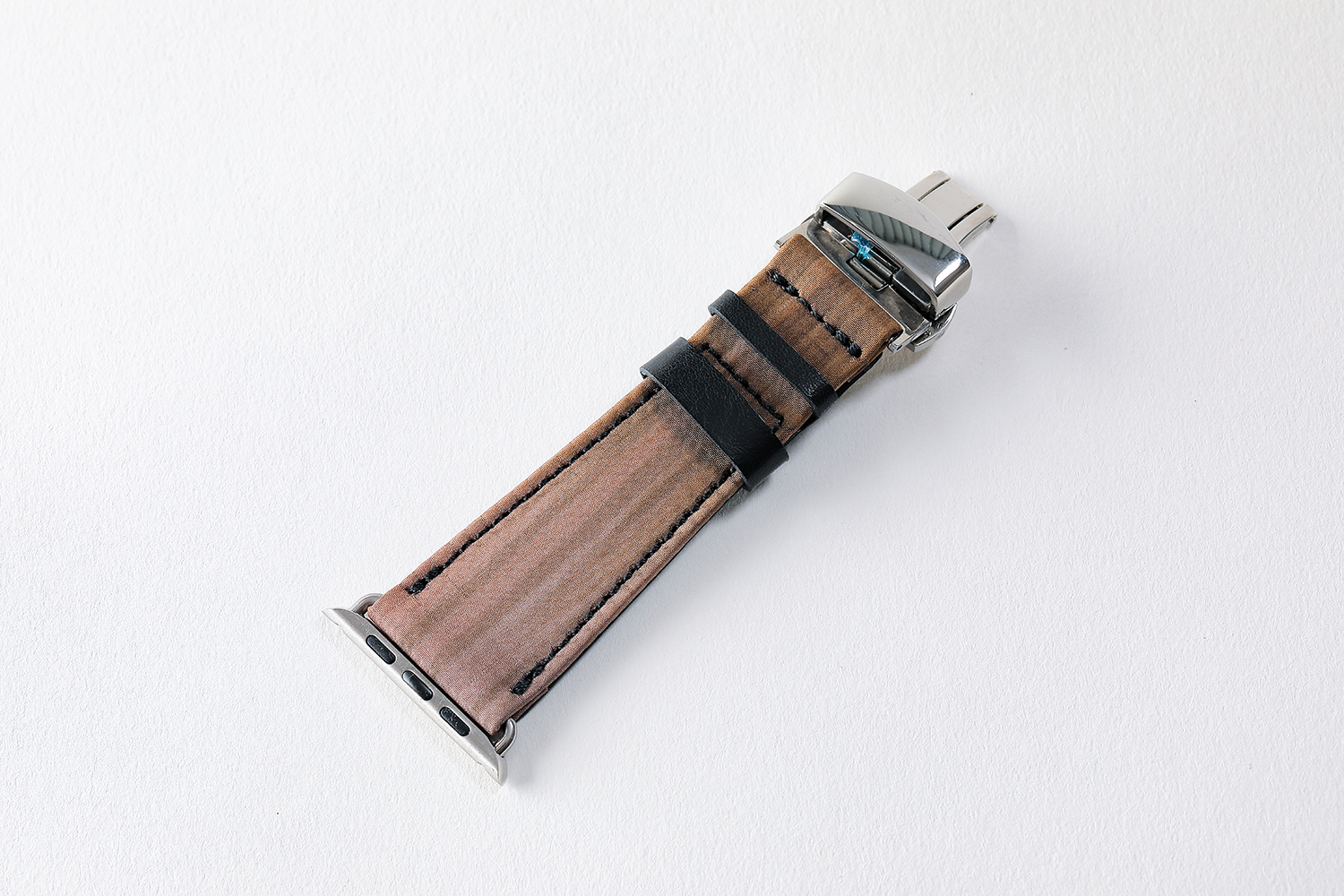 一点物　上下別々「あなた好み」にコーディネート　「Apple Watch 用の替えベルト」　45（44、42)mm上部