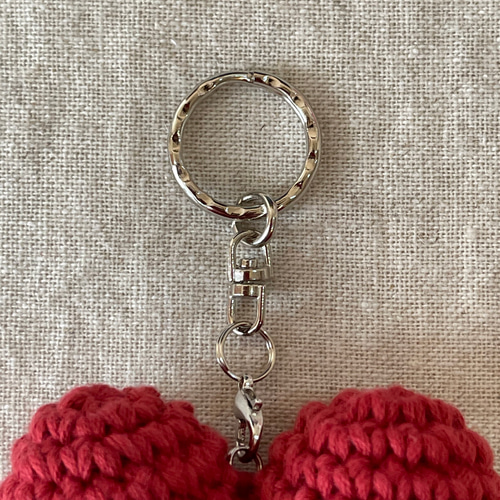 ぷっくりハート♡キーホルダー エンジ色 キーリング はちみつ 通販