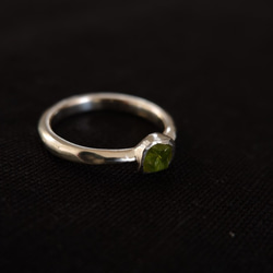 peridot ring 5枚目の画像