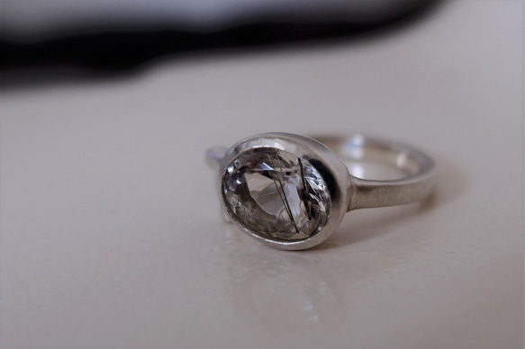 in quartz ring 3枚目の画像