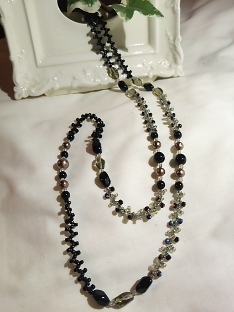 ロングネックレスブラック