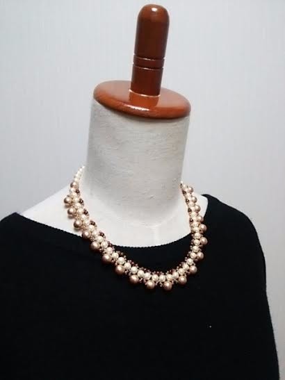 コットンパールショートネックレス　ベージュ