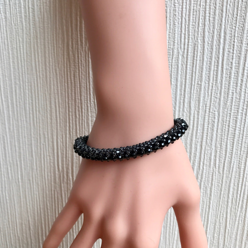 スワロフスキーバングル ブラック バングル・リストバンド beads スワロフスキーバングル ブラック バングル・リストバンド beads