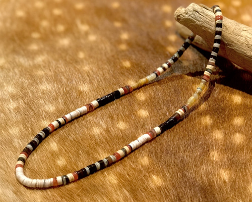 インディアンジュエリー vintage ビンテージ シェルネックレス ナバホ族 Navajo Old pawn vintage Naja ナバホ オールドポーン