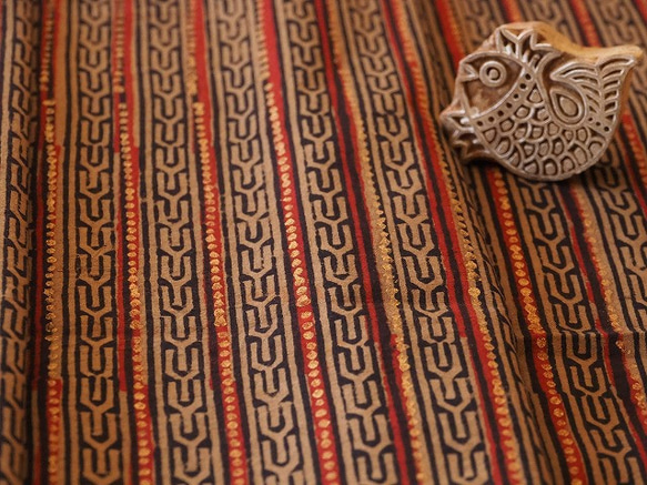 インド産木版更紗バグルー生地ビンテージ　FIC24 1枚目の画像