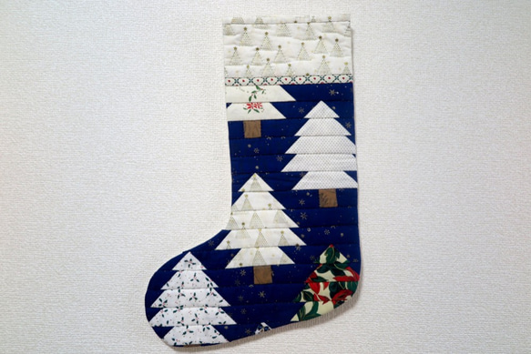 ホワイトクリスマス　靴下型物入れ 5枚目の画像