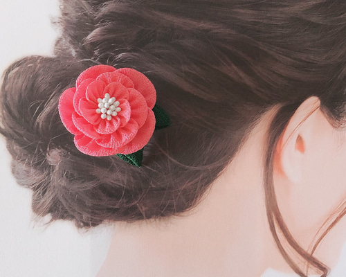 再販【ピンクの牡丹】つまみ細工髪飾り 布花ヘアアクセ 帯飾り 