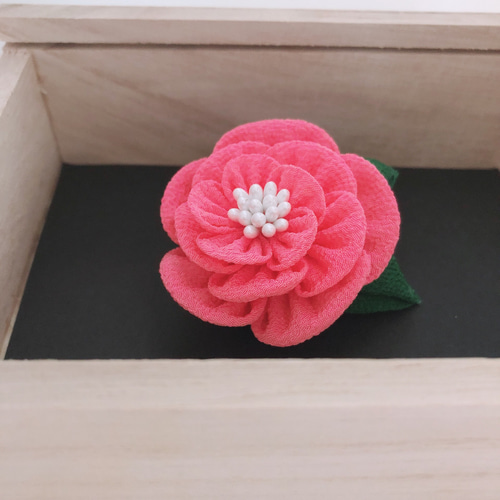 再販【ピンクの牡丹】つまみ細工髪飾り 布花ヘアアクセ 帯飾り 