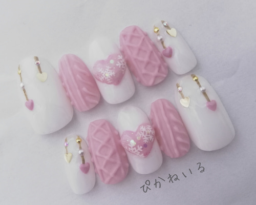 ♡ぷっくりハートのニットネイル♡ ネイルチップ　ハンドメイド 317】アーガイルニットネイル ハート ネイルチップ クリスマス/デート