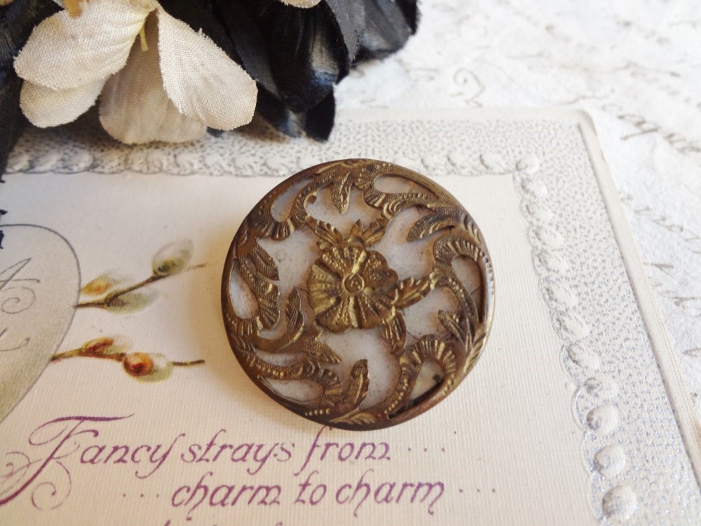 【1個】仏アンティークボタン