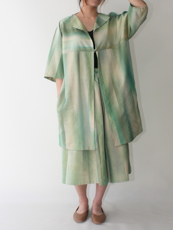 グリーン　ハーフジャケット＆ギャザースカート 3枚目の画像