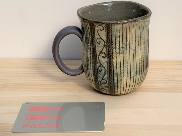 ストライプチューリップマグカップ(大)　陶器　コーヒー 8枚目の画像