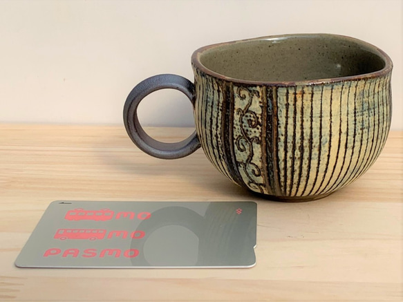 ストライプチューリップマグカップ(小)　陶器 6枚目の画像