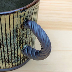 ストライプマグカップ　陶器　コーヒー 2枚目の画像