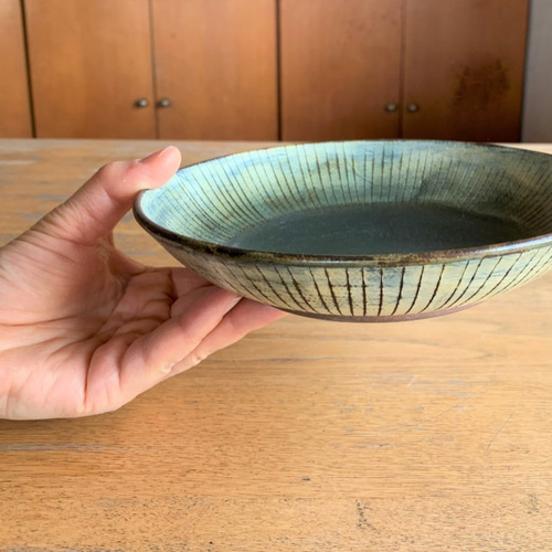 ストライプ六寸浅鉢 陶器 中皿 しもつけ窯 通販 11829894｜Creema