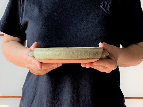 緑釉グラタン皿(大)　耐熱陶器 7枚目の画像