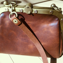 車掌さん　カバン　バッグ　がま口　イタリアンレザー　真鍮　アンティーク　ショルダーバッグ　ハンドメイド 3枚目の画像